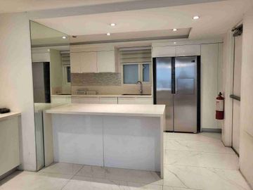 4 Bedrooms for rent in The Forbes Tower, Valero St., Sal edo Village