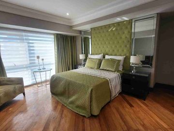 4 Bedrooms for rent in The Forbes Tower, Valero St., Sal edo Village