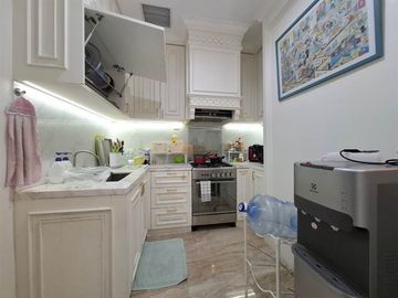 Furnished Bagus Jual 3BR di Apartemen Grand Madison Akses ke Mall Central Park, Neo Soho, Taman Anggrek, Bandara Soekarno-Hatta & Tol