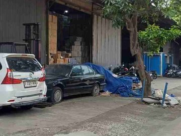 dijual Pergudangan dg 2 gudang + 5 kamar