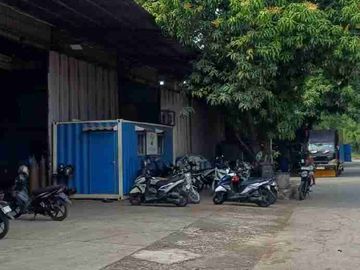 dijual Pergudangan dg 2 gudang + 5 kamar