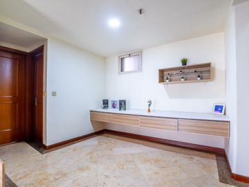 Hunian Strategis & Full Furnished! Disewakan Apartement Puri Casablanca 1 BR, Harga Negotiable, Lokasi Dekat - Mall Kota kasablanka, Kuningan, Tebet