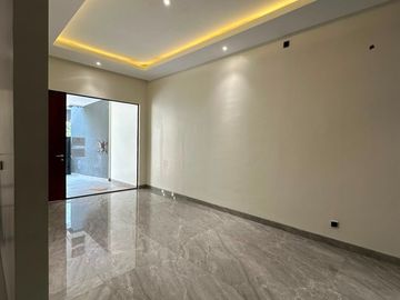 Jual Cepat Rumah Mewah Bangunan Baru Lokasi Elit Permata Buana Kembangan Jakarta Barat