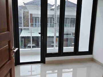 Rumah Baru Minimalis Modern di Sukmajaya Dekat Tol Cijago