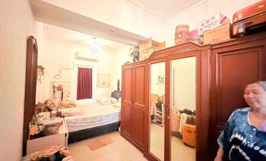 ‼️Turun Harga‼️
Dijual Rumah Cantik Full Furnished Posisi Hoek di Kota Wisata Cibubur