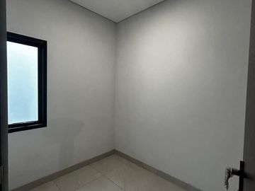Disewakan Rumah Brand New Semi Furnish Dekat Akses Tol dan Kawasan Kuliner di Sutera Harmoni Alam Sutera Tangerang