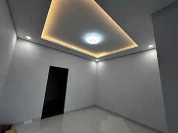 Disewakan Rumah Brand New Semi Furnish Dekat Akses Tol dan Kawasan Kuliner di Sutera Harmoni Alam Sutera Tangerang