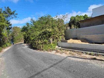 Jual Tanah Murah Luas 1.38are/138m² Bisa di jadikan Cafe atau Villa Komersil Jl Merak II, Goa gong jimbaran.ow