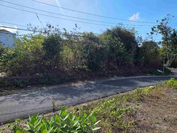 Jual Tanah Murah Luas 1.38are/138m² Bisa di jadikan Cafe atau Villa Komersil Jl Merak II, Goa gong jimbaran.ow