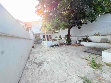 Sewa Rumah Cocok Bisnis Cafe di Kelapa Gading