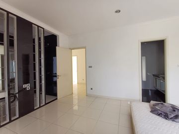 Dijual/Sewa Rumah Rapih Siap Huni Cluster Starling Gading Serpong, Tangerang