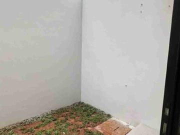 Disewakan Murah Rumah Baru Lippo Karawaci Dekat Kampus