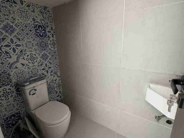 Rumah Baru Siap Huni, Desain Estetik Cantik Nyaman untuk Keluarga HRB199
