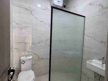Rumah Baru Siap Huni, Desain Estetik Cantik Nyaman untuk Keluarga HRB199