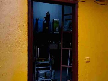 Villa Tropis Dengan Sentuhan Balinese Dekat Pantai Saba