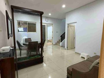 rumah sewa kembangan dekat RS pondok indah puri indah jakarta barat