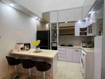 Dijual Rumah desain cantik Minimalis lokasi strategis, terawat seperti baru DMB59