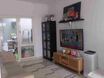 Rumah Minimalis Modern Cantik dan Nyaman, Sangat Terawat Seperti Baru! DMB63