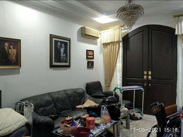 Dijual Rumah Cantik Luas 200 di Komplek Pulomas, Jakarta Timur