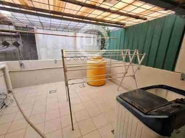 Dijual Rumah 2 Lantai Nusa Jaya Sei Panas Bersetifikat Hak Milik