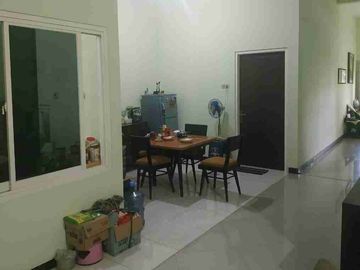 RUMAH LEBAR 8 MEDAYU UTARA DEKAT UPN PANDUGO RUNGKUT RAYA MERR SURABAYA