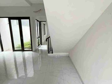 Dijual Cepat Rumah Baru Citra Raya Depan Mall