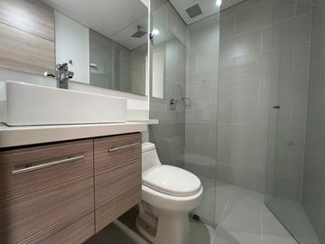 Apartamento en Arriendo en Castropol, Poblado Medellín Antioquia