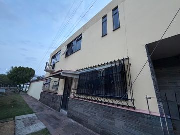 Casa en Esquina Frente a Parque | 512 m² de Terreno | Colonia El Mirador Puebla