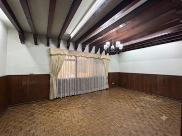 Casa en Esquina Frente a Parque | 512 m² de Terreno | Colonia El Mirador Puebla