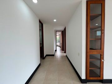 Apartamento en Arriendo en Castropol, Poblado Medellin Antioquia