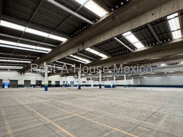 Bodega Indudtrial En Renta En Tlalnepantla De Baz, Ninos Heroes Cmb 27-307.
