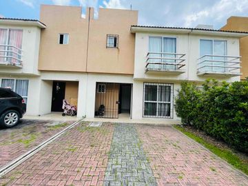 CASA EN RENTA LAS MISIONES I A 18 min AEROPUERTO DE TOLUCA 45 min CDMX SANTA FE