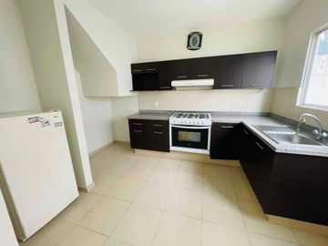 CASA EN RENTA LAS MISIONES I A 18 min AEROPUERTO DE TOLUCA 45 min CDMX SANTA FE