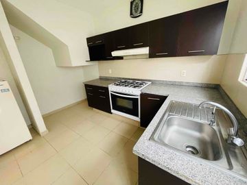 CASA EN RENTA LAS MISIONES I A 18 min AEROPUERTO DE TOLUCA 45 min CDMX SANTA FE
