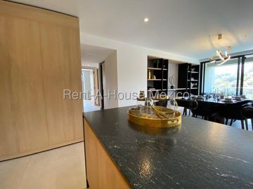 Departamento en Venta en Huixquilucan, Bosque Real CMB 27-302.