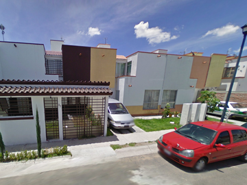 CASA EN VENTA EN CANDILES, SANTIAGO DE QUERETARO, QUERETARO.
