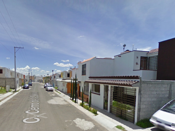 CASA EN VENTA EN CANDILES, SANTIAGO DE QUERETARO, QUERETARO.