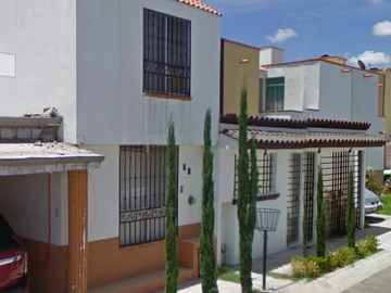 CASA EN VENTA EN CANDILES, SANTIAGO DE QUERETARO, QUERETARO.