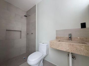 CASA EN VENTA EN CANDILES, SANTIAGO DE QUERETARO, QUERETARO.
