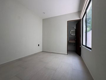 CASA EN VENTA EN CANDILES, SANTIAGO DE QUERETARO, QUERETARO.