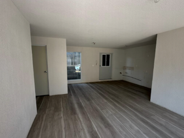 Departamento de recuperación bancaria a la venta en Santa María Ajoloapan, Estado de México.