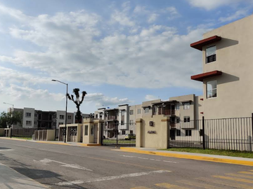 Departamento de recuperación bancaria a la venta en Santa María Ajoloapan, Estado de México.