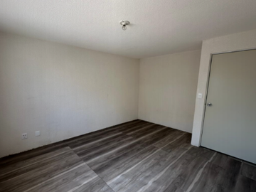Departamento de recuperación bancaria a la venta en Santa María Ajoloapan, Estado de México.