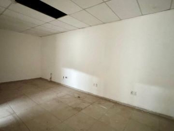 Bodega en Renta en Santa Ana Tepatitlán | 632 m² para Operación y Almacenamiento