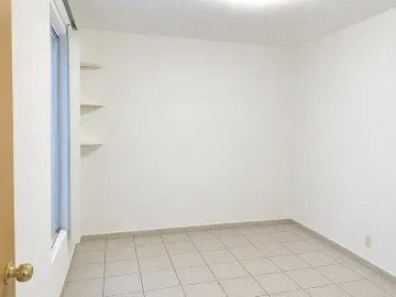 CASA EN VENTA EN BOULEVARES DEL CIMATORIO, SANTIAGO, QUERETARO.