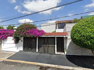 VENTA DE CASA EN Boulevares, Naucalpan de Juárez, Estado de México
