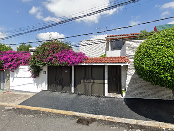 VENTA DE CASA EN Boulevares, Naucalpan de Juárez, Estado de México