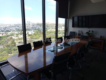 Oficina Amueblada en Venta en Centro Sur | 356 m² | Más de 70 Estaciones de Trabajo | Seguridad 24/7 / DG