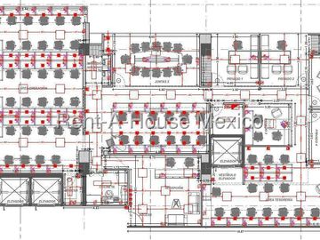 Oficina Amueblada en Venta en Centro Sur | 356 m² | Más de 70 Estaciones de Trabajo | Seguridad 24/7 / DG
