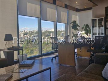 Oficina Amueblada en Venta en Centro Sur | 356 m² | Más de 70 Estaciones de Trabajo | Seguridad 24/7 / DG